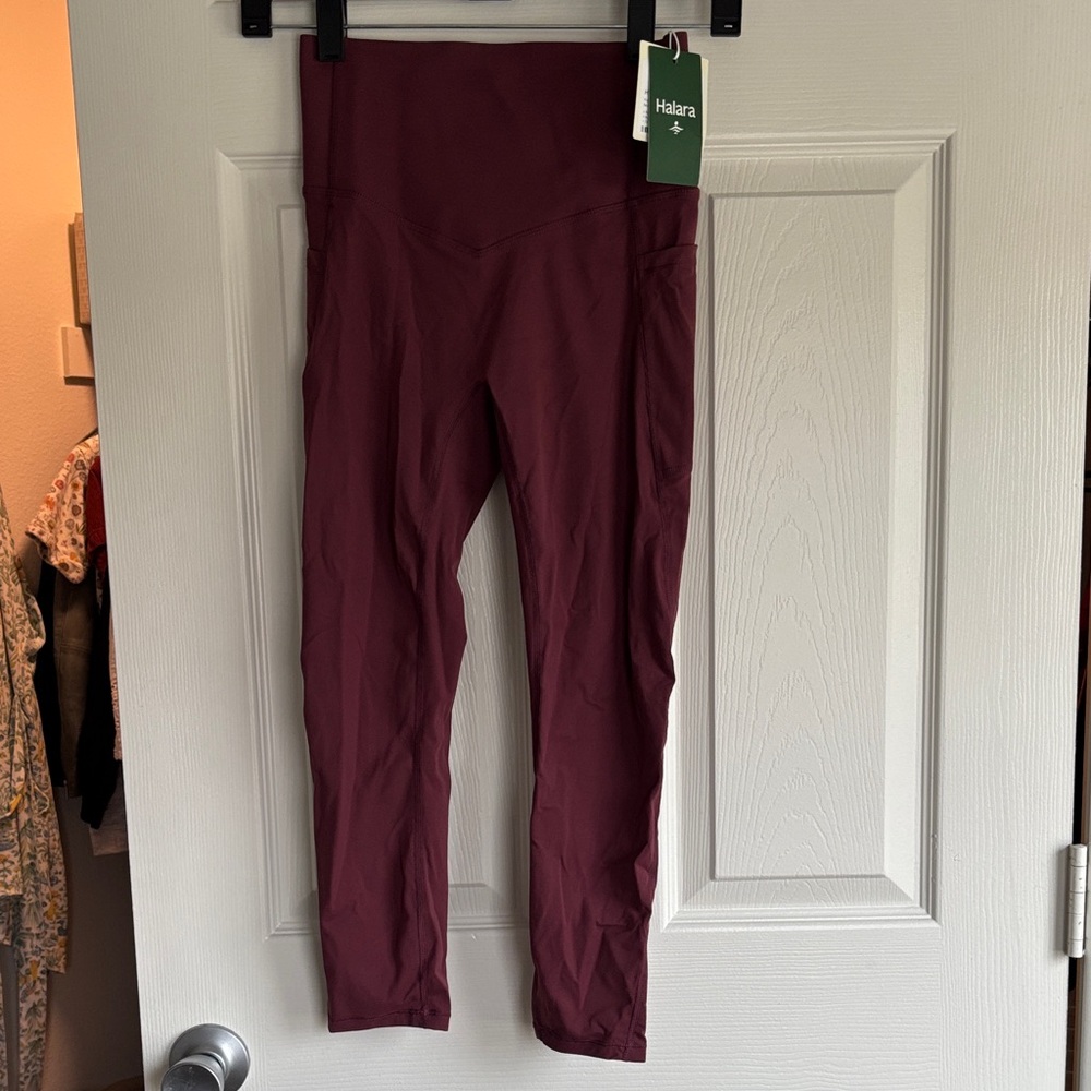 NWT HALARA ultrasculpt Deep Red Leggings in XS